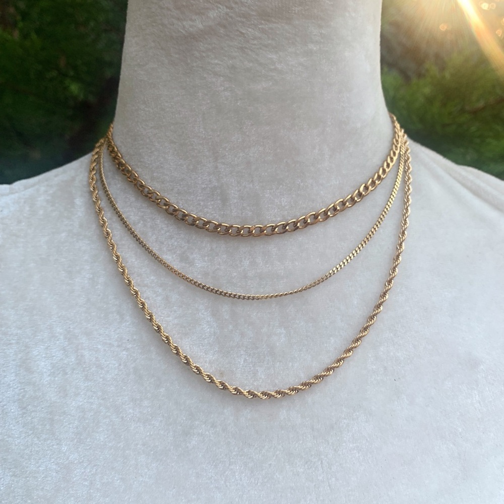 18k Gold Plated 3 Piece Layered Necklace Set (New) 💦 Waterproof